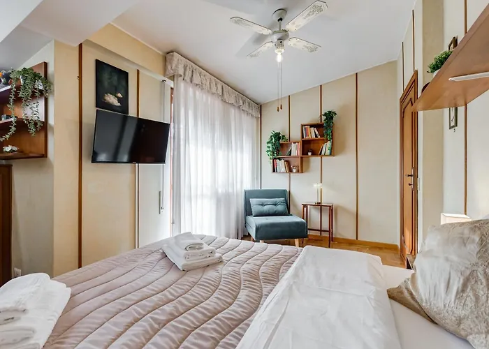 The Elegant Penthouse - Ampio Attico Con Posto Auto * Rom
