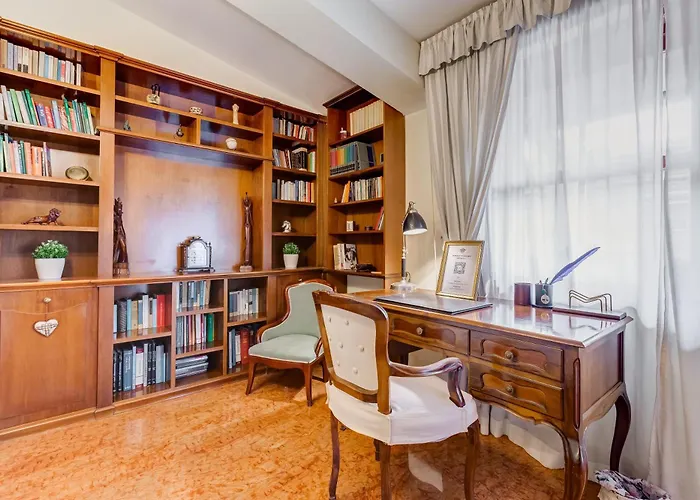 Apartment The Elegant Penthouse - Ampio Attico Con Posto Auto Rom