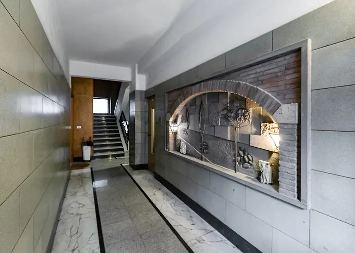 Apartment The Elegant Penthouse - Ampio Attico Con Posto Auto Rom