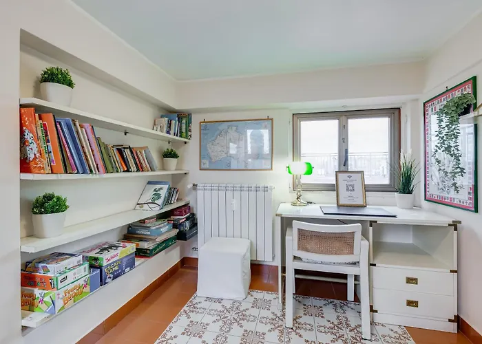 Apartment The Elegant Penthouse - Ampio Attico Con Posto Auto *